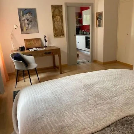 Apartment Accogliente Con Cucina Arredata